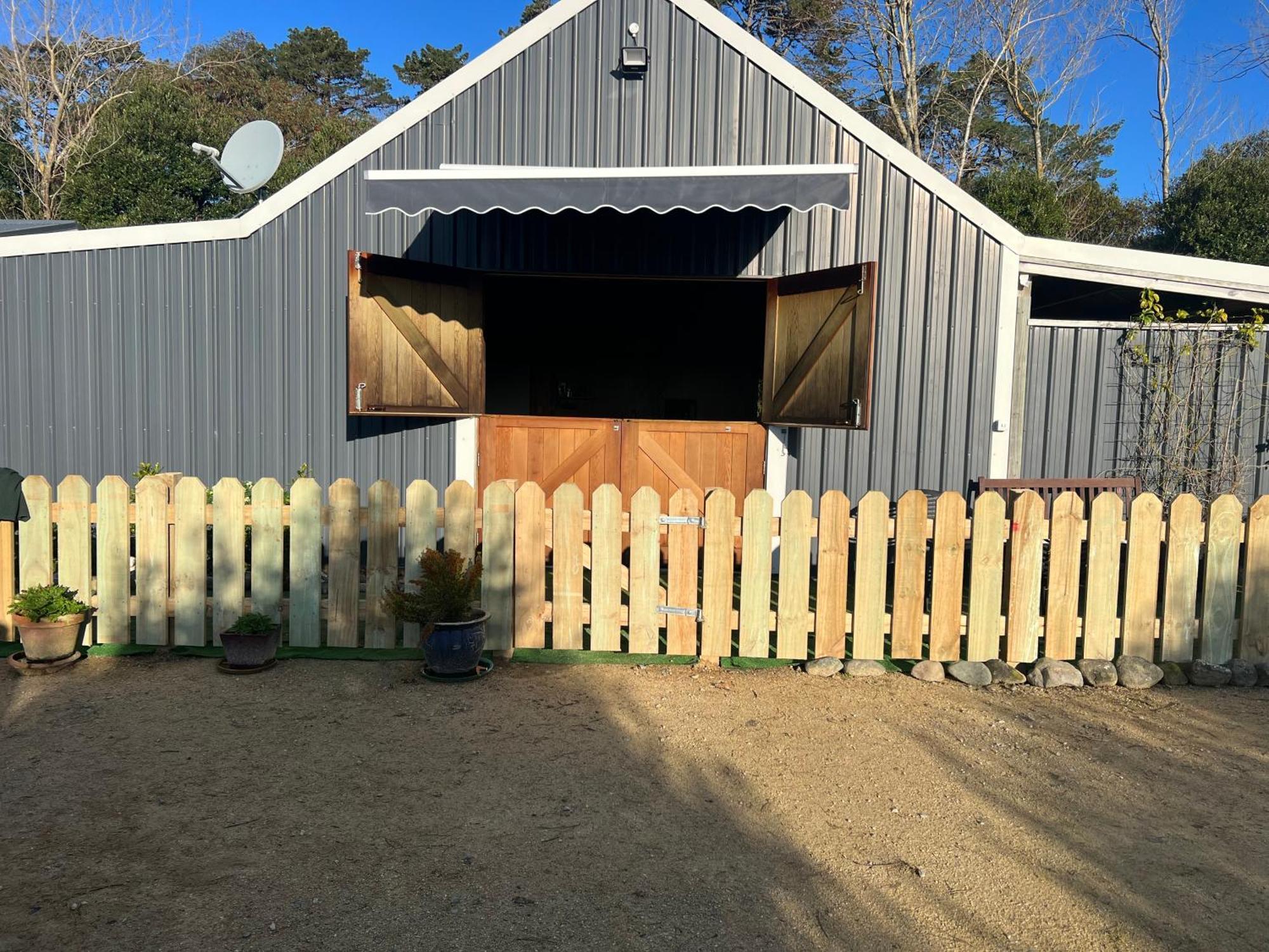 Waiora La Grange Cottage Otaki Exterior photo